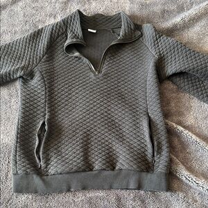 Senita Athletics Women’s Black Quarter Zip-Sweater